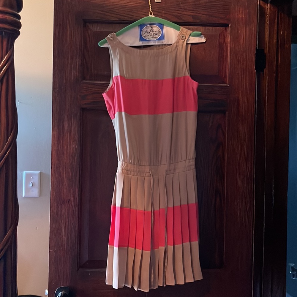 Cache dress - Picture 2 of 8